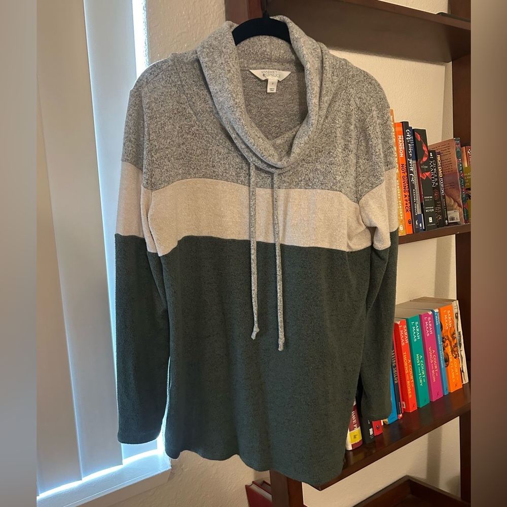 Market and Spruce: Cowl Neck Sweater